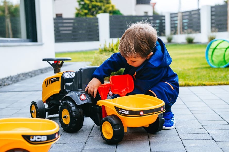 Looptractor met aanhanger en acc.