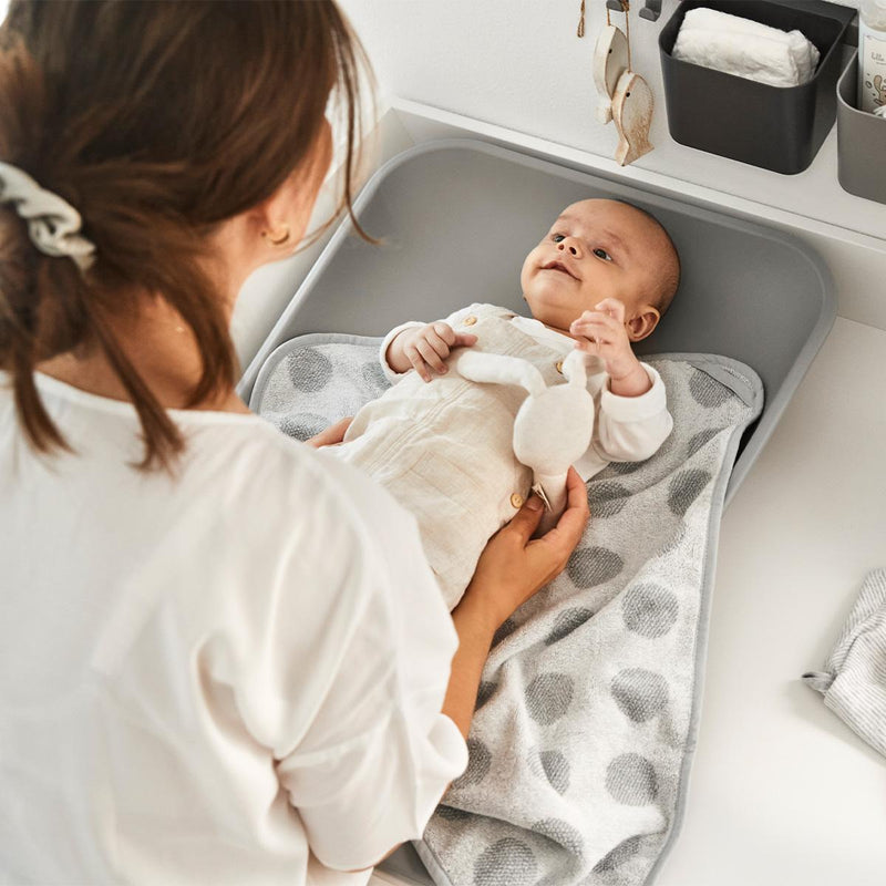 Leander 'Matty' changing mat, pearl grey