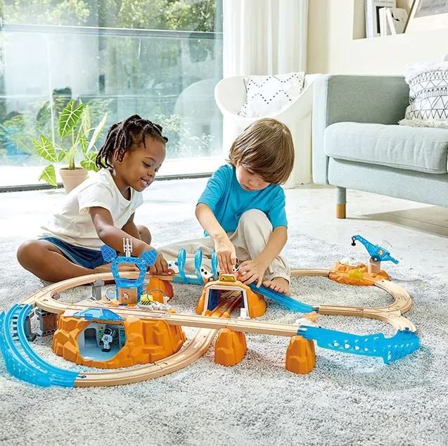 Wooden train set Mars launch