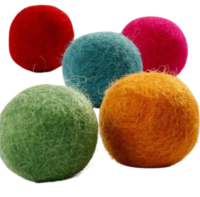 Vilten balletjes, 64 stuks
