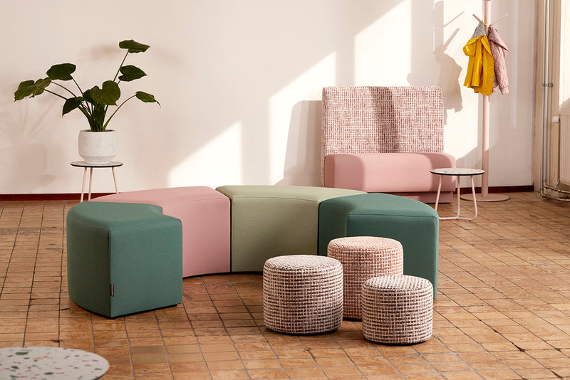 Hocker curved