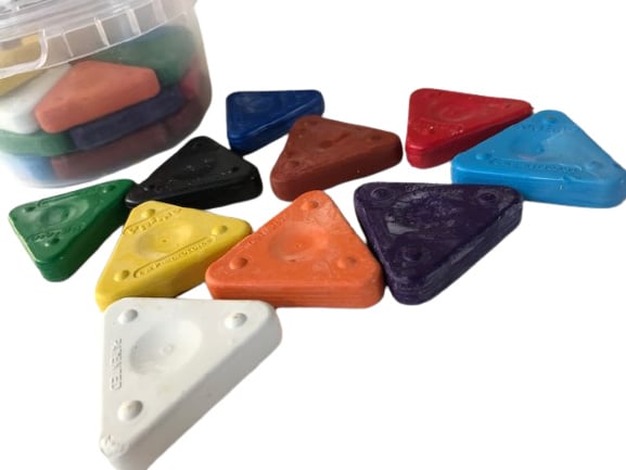 Primo triangular wax crayons, bucket 30 pieces