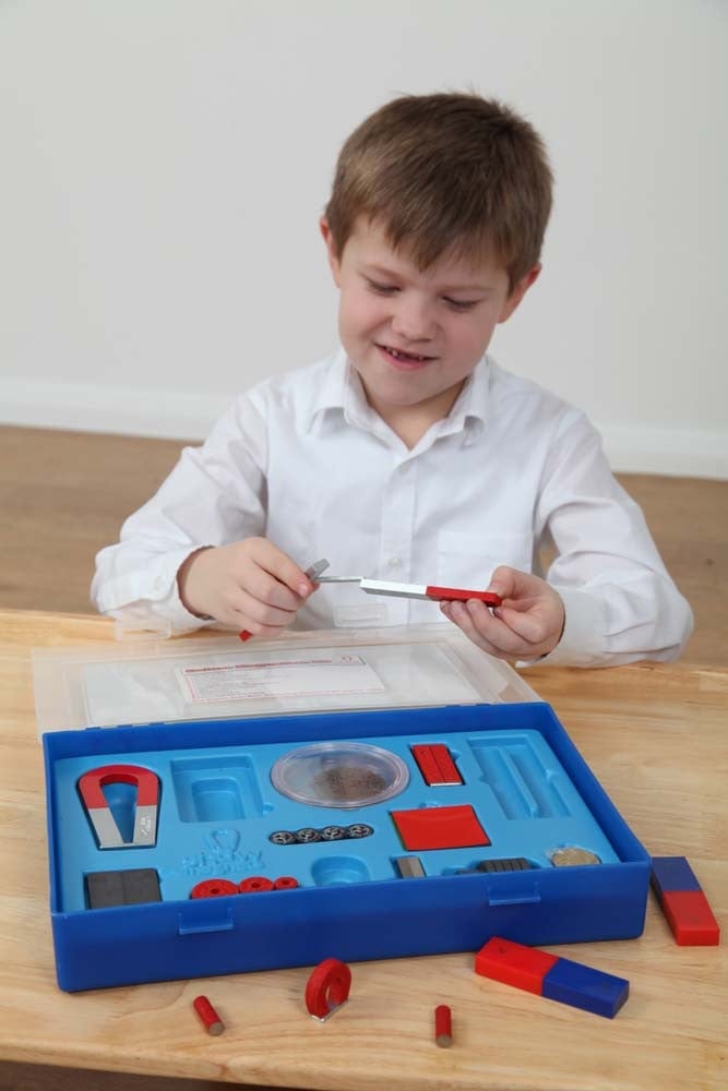 Tickit luxury magnet kit in storage box