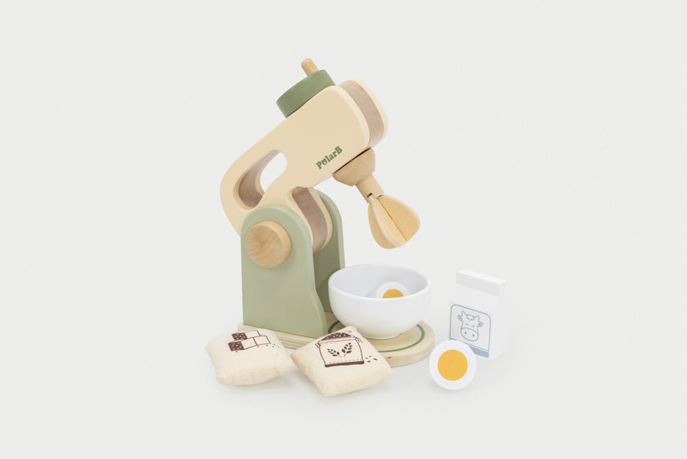 Wooden kitchen mixer set