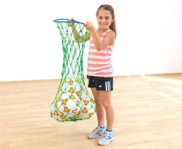 Ball net with collection ring