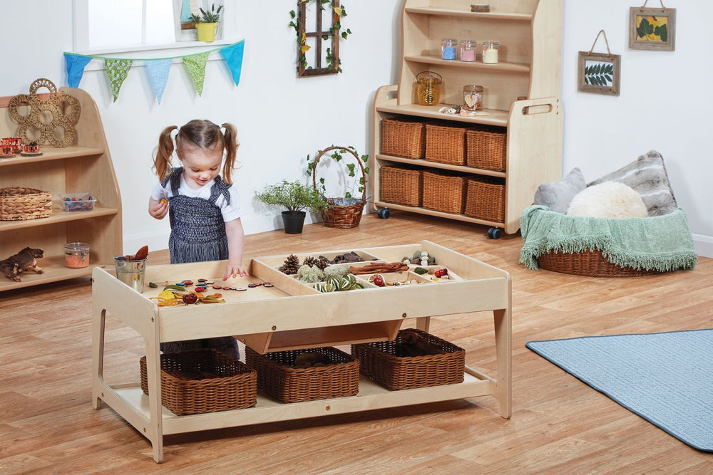 # Discovery table with 4 transparent bins