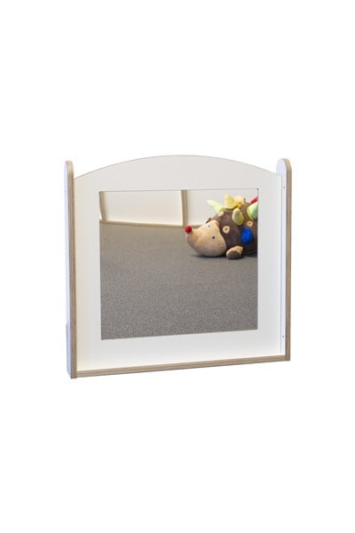 # Panel with mirror for playpen Flow
