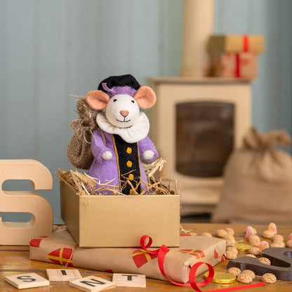 # Vilten Sintermuis met 3 Pietermuizen Fairtrade