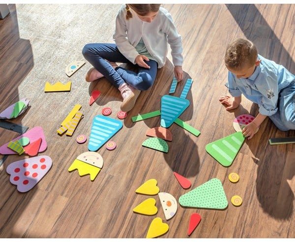 Large colorful floor puzzle, 125-piece