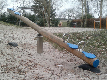 Seesaw Robinia 4-person