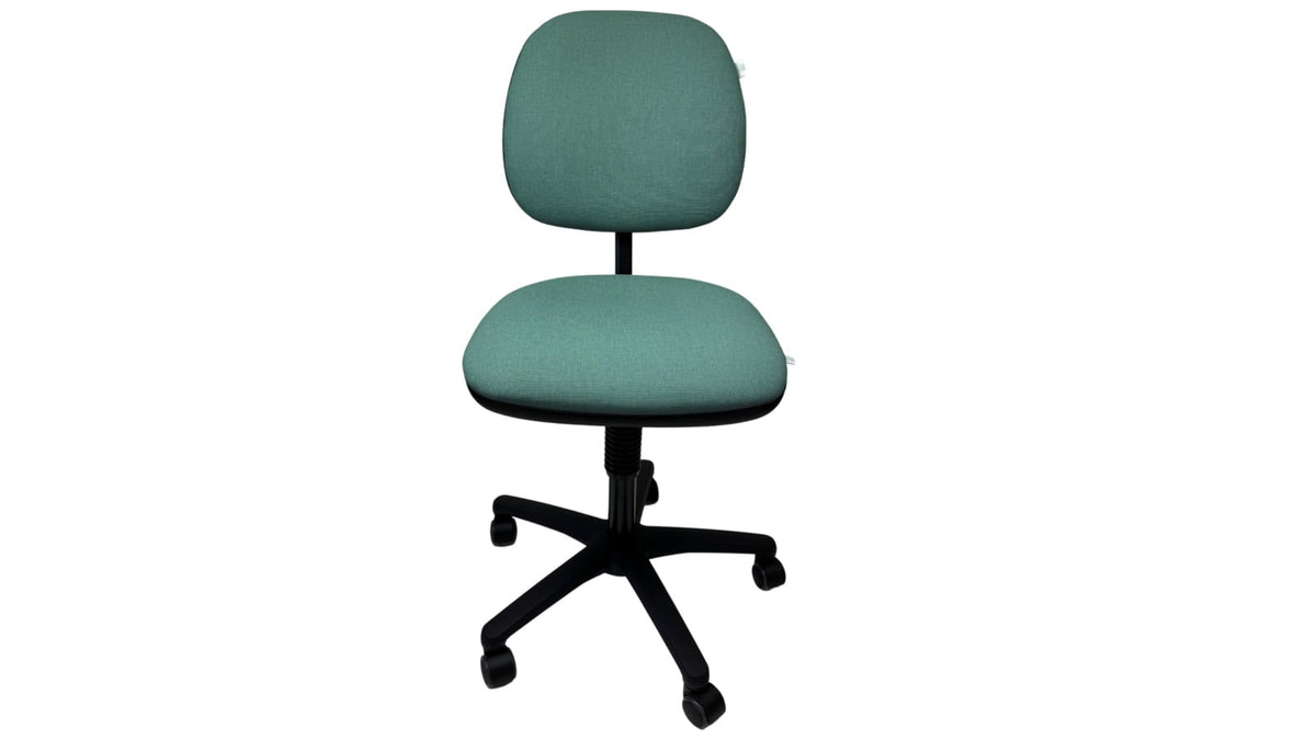 # Leader's Chair Saar Upholstered in Luxury Faux Leather