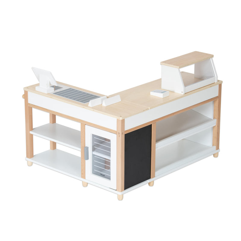 Extensive store with counter