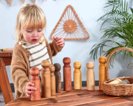 Grote houten multiculturele poppen, set van 10