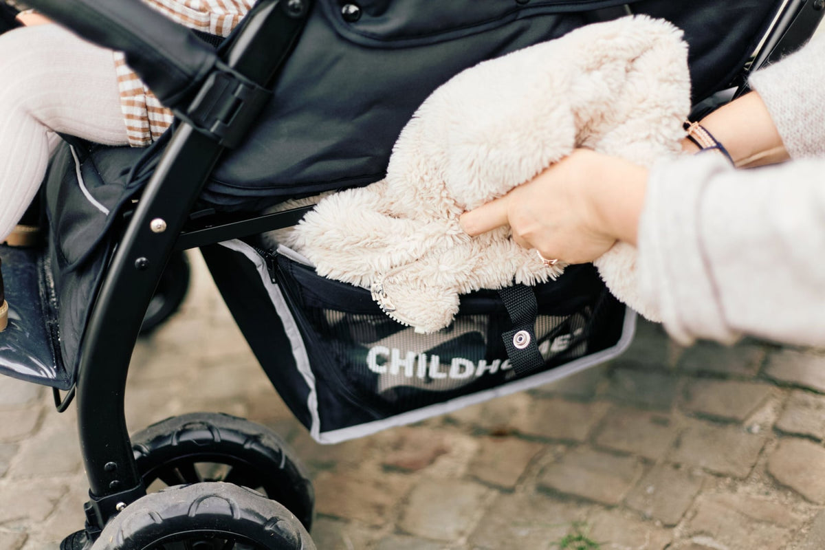 # Quadruple, 4-persoons kinderwagen incl. regenhoes en zonnekappen