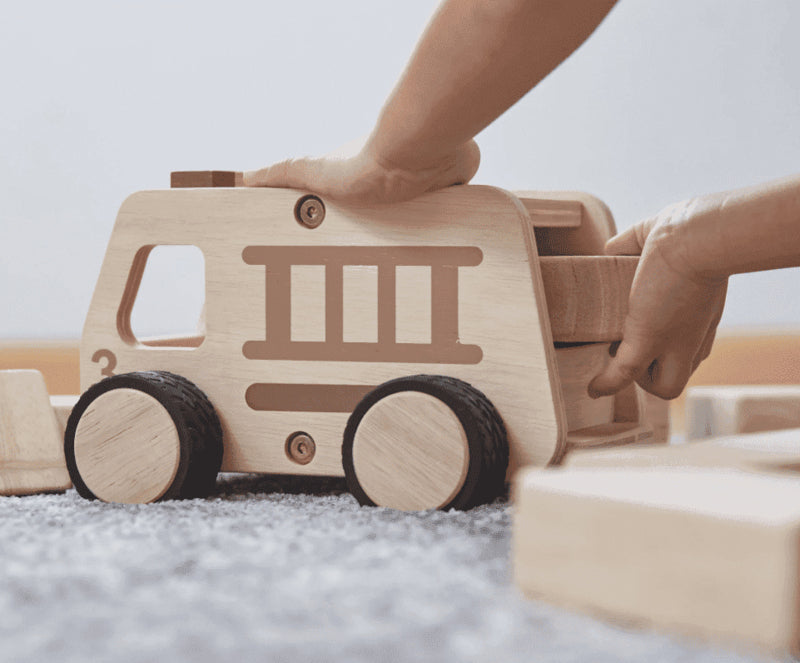 Houten brandweerauto