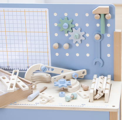 Kinderwerkbank met achterwand