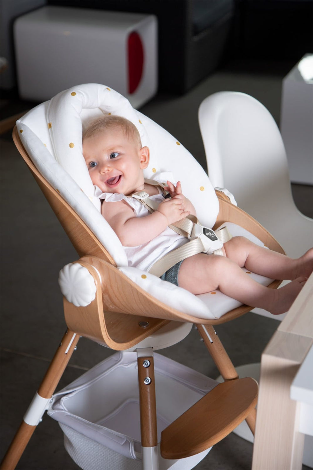 Evolu Newborn Seat for Evolu 2 + One.80° Knobs White