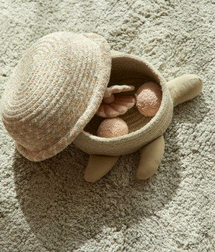 Turtle basket, handmade