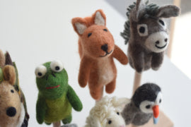 Vilten vingerpopjes, set van 12 stuks Fairtrade