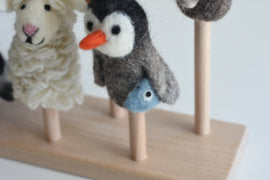 Vilten vingerpopjes, set van 12 stuks Fairtrade