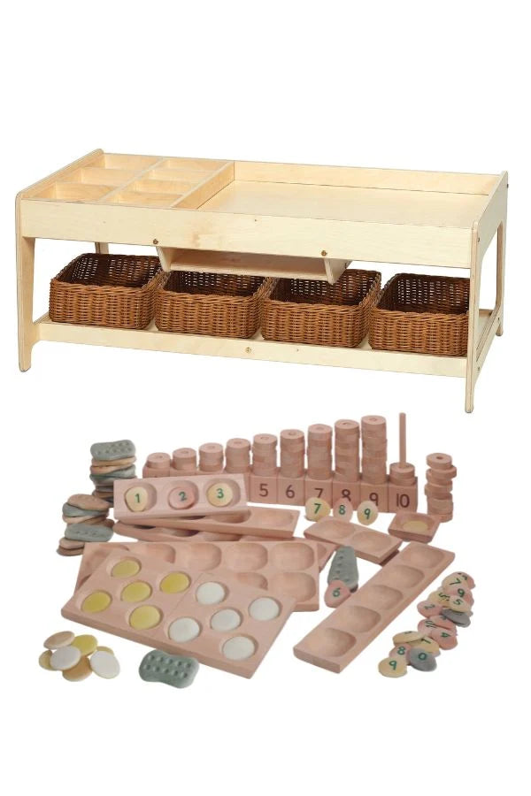 # Ontdektafel met 4 rieten mandjes
